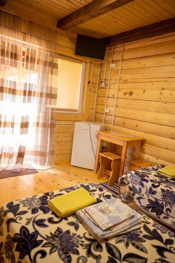 Rybatska 7 Hotell Tjornomorsk Exteriör bild